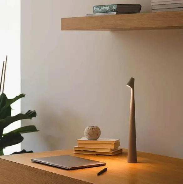 Mosrugs | LumeApol - Dorsø Light Table Lamp