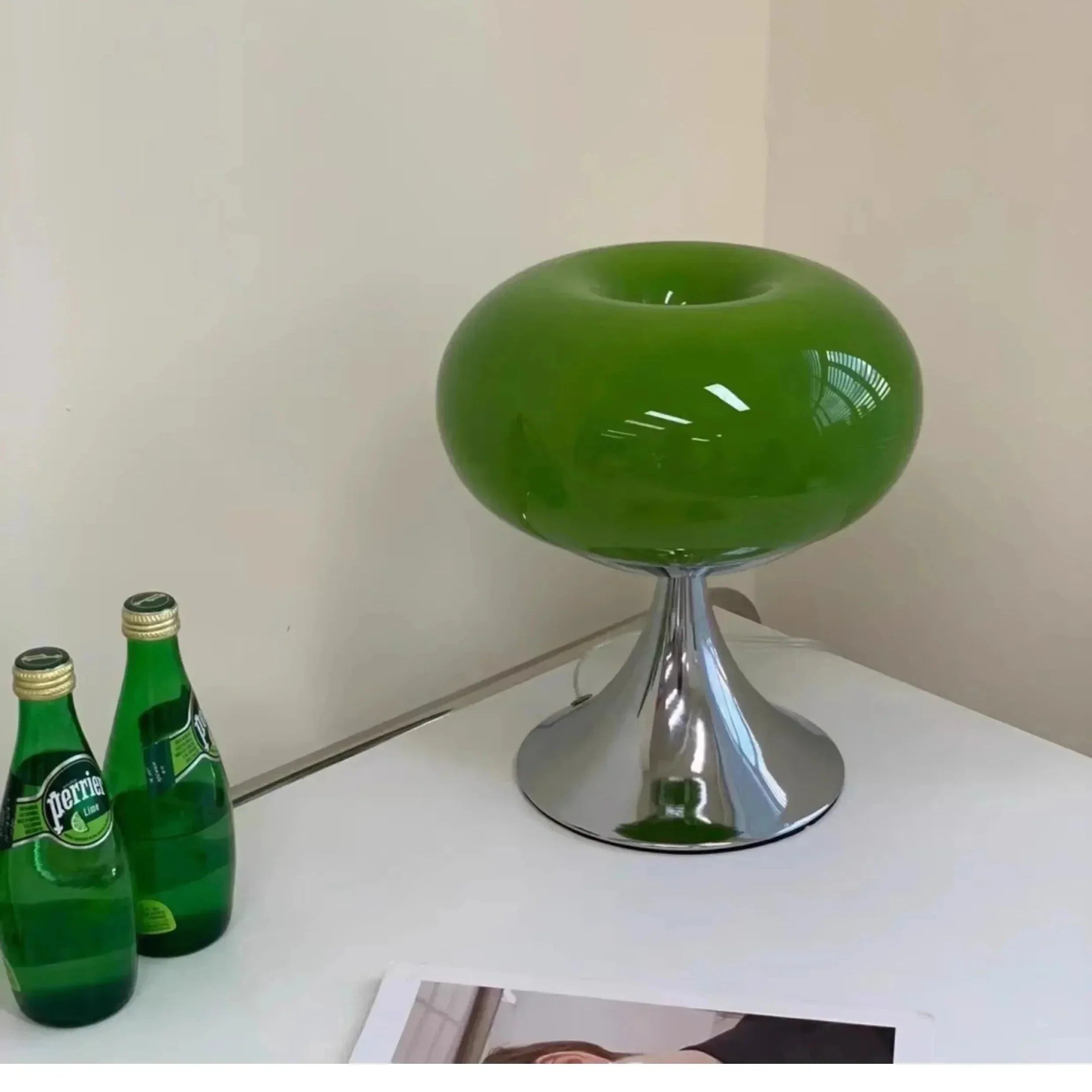 Mosrugs | FruitLume - Apple-Shaped Table Lamp