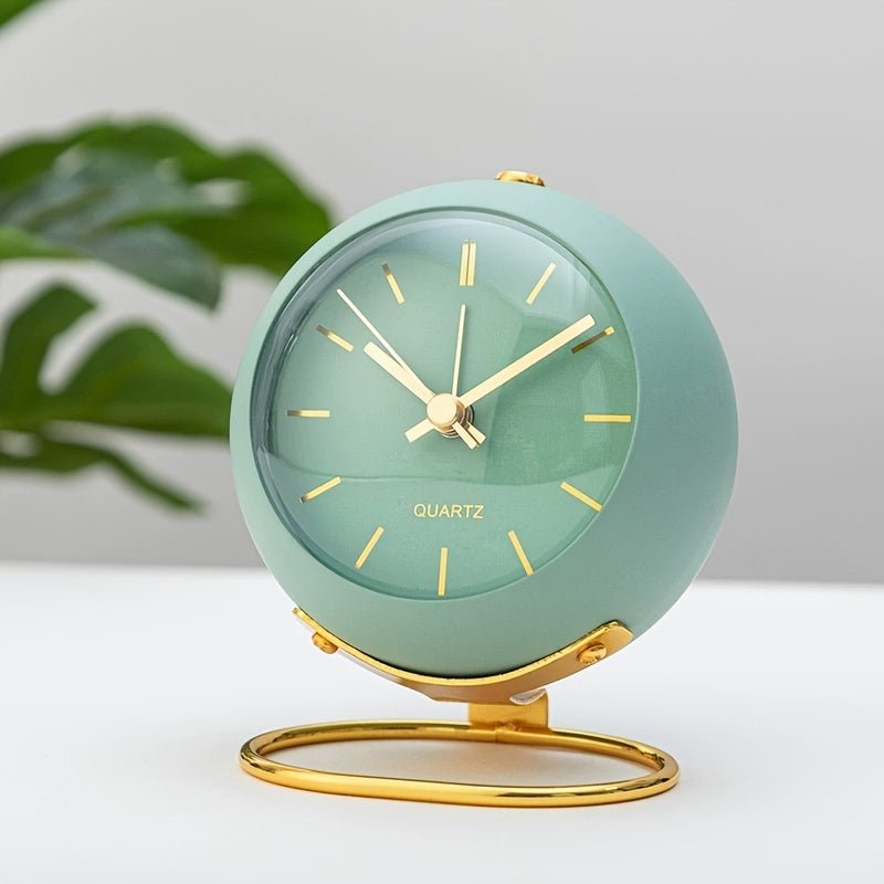 Mosrugs | Buzzley Retro Silent Alarm Clock – Vintage Metal Analogue Clock with Night Light