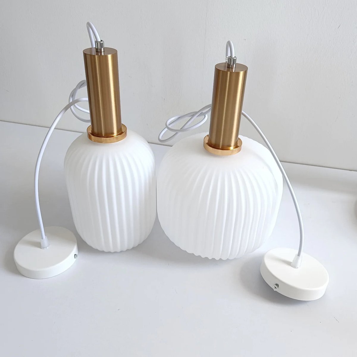 Mosrugs | LuxePrism – Sleek Glass Pendant Light with a Touch of Luxury